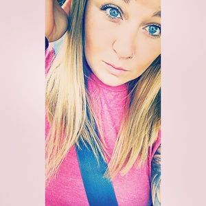 Meet your Posher, Cassie